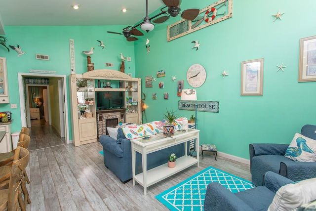 515 36th Ave N Apt A, Myrtle Beach, SC 29577