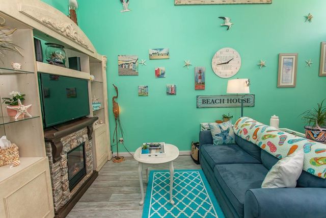 515 36th Ave N Apt A, Myrtle Beach, SC 29577