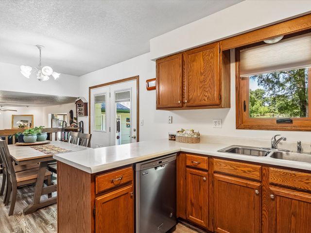 3724 SE 18th Street, Des Moines, IA 50320