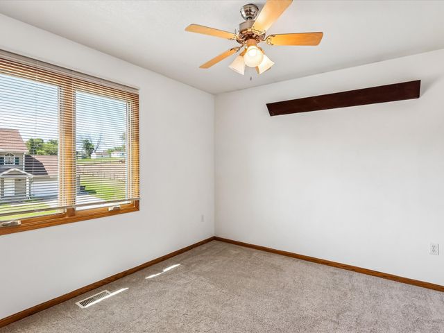 3724 SE 18th Street, Des Moines, IA 50320