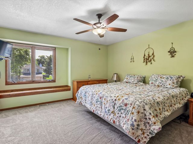 3724 SE 18th Street, Des Moines, IA 50320