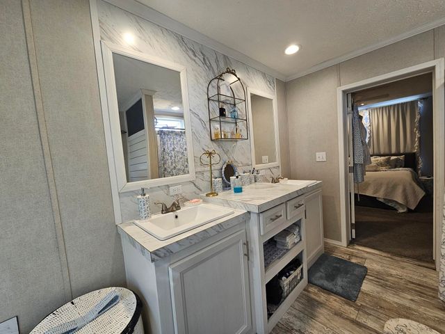 503 Hilltop Lane, Anderson, MO 64831