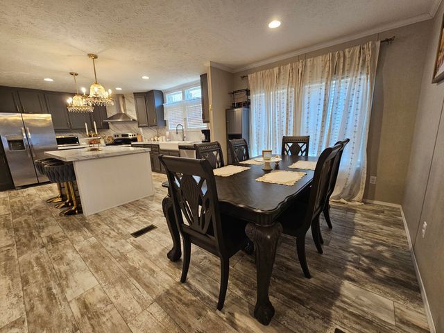 503 Hilltop Lane, Anderson, MO 64831