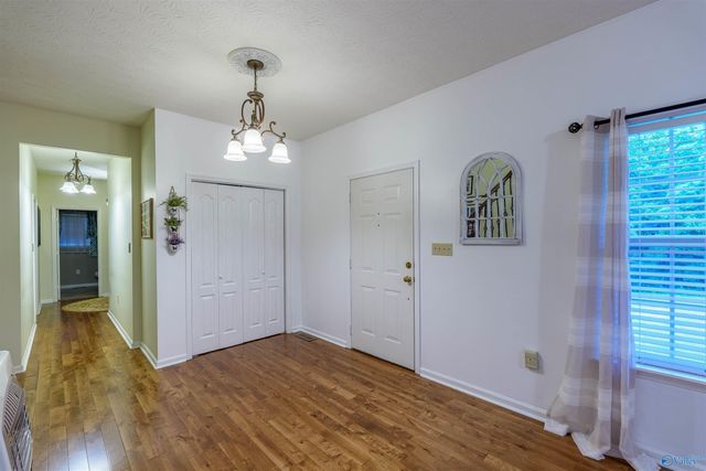 500 Plantation Drive, Killen, AL 35645