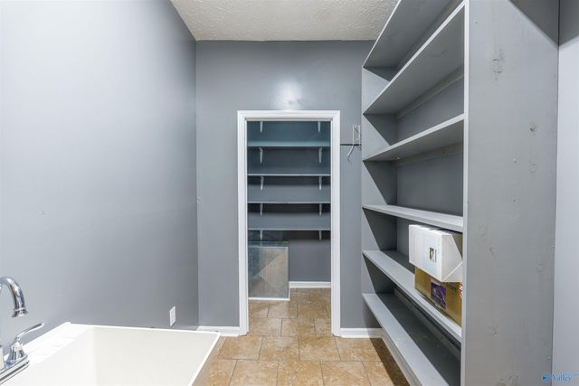 500 Plantation Drive, Killen, AL 35645