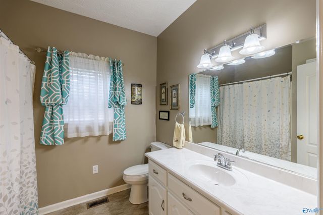 500 Plantation Drive, Killen, AL 35645