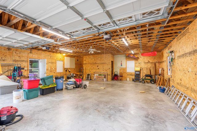 500 Plantation Drive, Killen, AL 35645