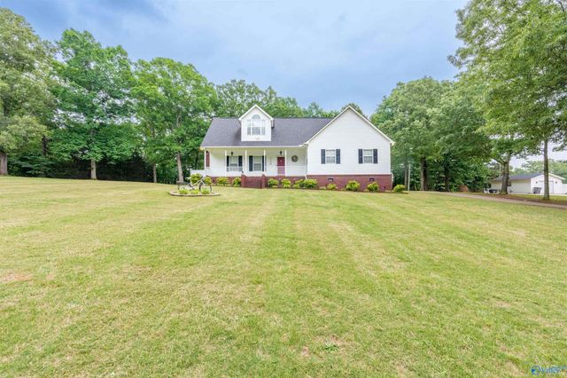 500 Plantation Drive, Killen, AL 35645