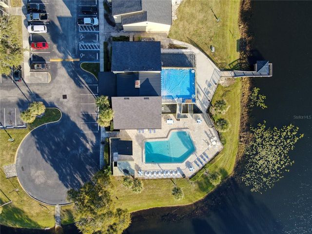 912 LAKE DESTINY ROAD D, Altamonte Springs, FL 32714