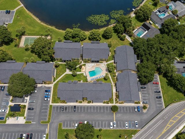 912 LAKE DESTINY ROAD D, Altamonte Springs, FL 32714
