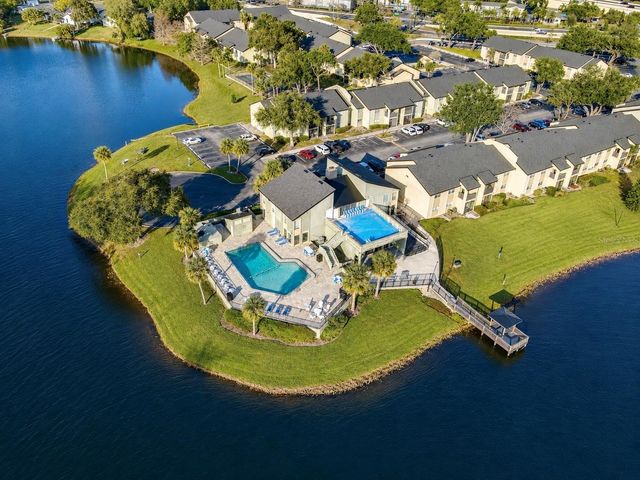 912 LAKE DESTINY ROAD D, Altamonte Springs, FL 32714