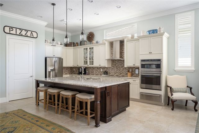 1101 Riverwind Circle, Vero Beach, FL 32967