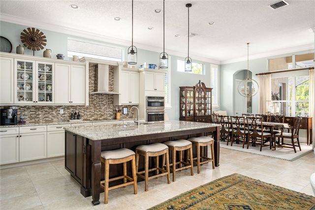 1101 Riverwind Circle, Vero Beach, FL 32967