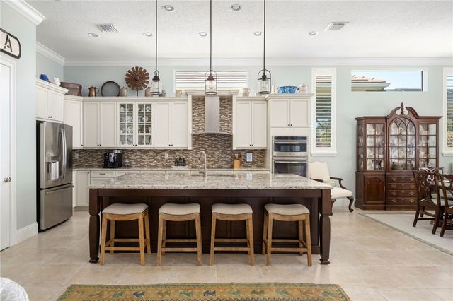 1101 Riverwind Circle, Vero Beach, FL 32967