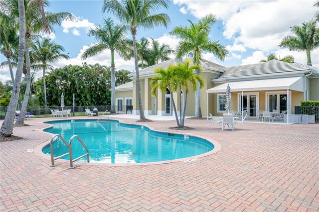 1101 Riverwind Circle, Vero Beach, FL 32967
