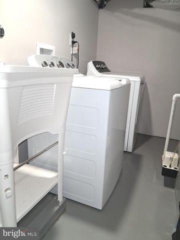 1225 LANDOVER RD, Rosedale, MD 21237