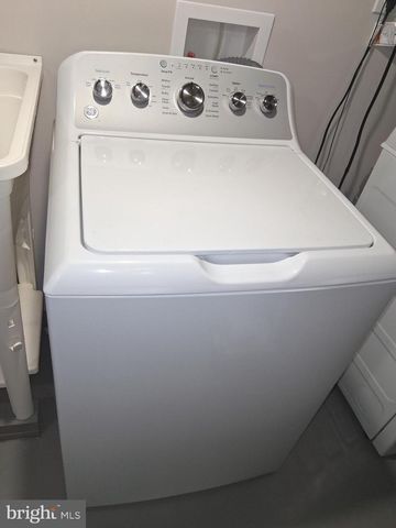 1225 LANDOVER RD, Rosedale, MD 21237