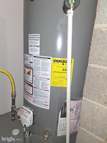 1225 LANDOVER RD, Rosedale, MD 21237