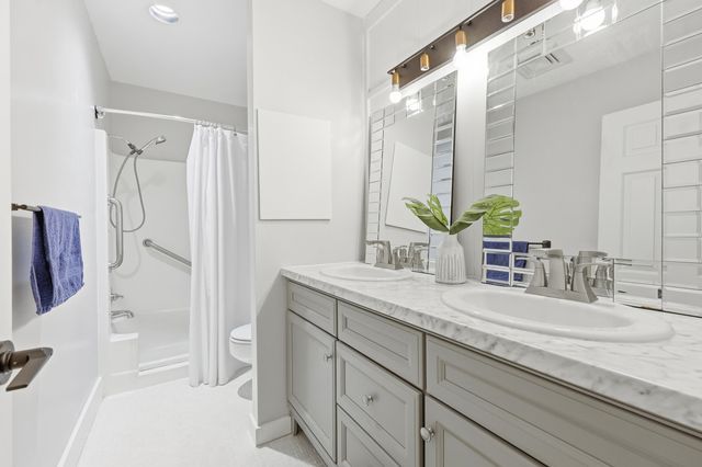 8 Peter Horry Ct Unit 193, Georgetown, SC 29440