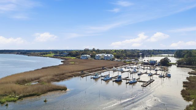 8 Peter Horry Ct Unit 193, Georgetown, SC 29440
