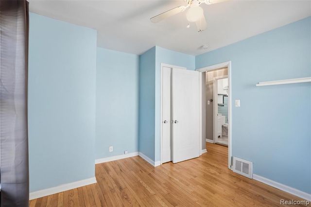 26357 Eton Avenue, Dearborn Heights, MI 48125