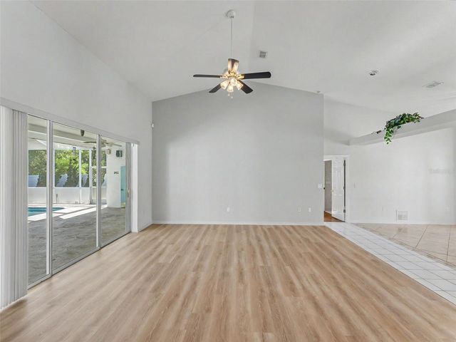 11344 RAINBOW WOODS LOOP, Spring Hill, FL 34609