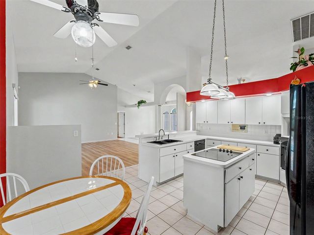 11344 RAINBOW WOODS LOOP, Spring Hill, FL 34609