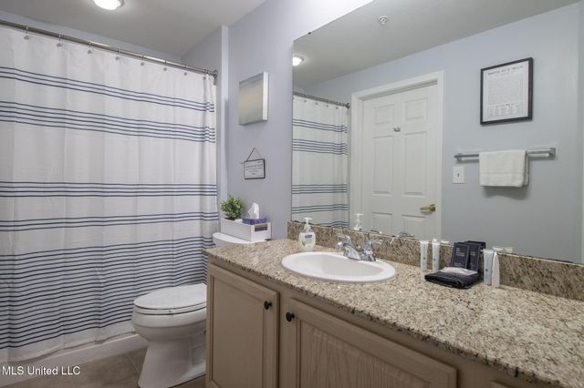 2230 Beach Drive, 307, Gulfport, MS 39507