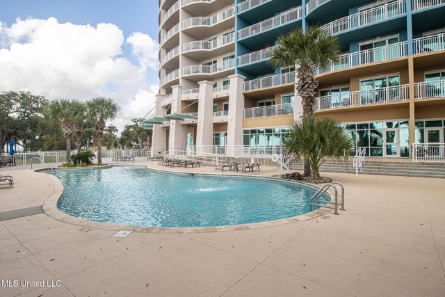 2230 Beach Drive, 307, Gulfport, MS 39507