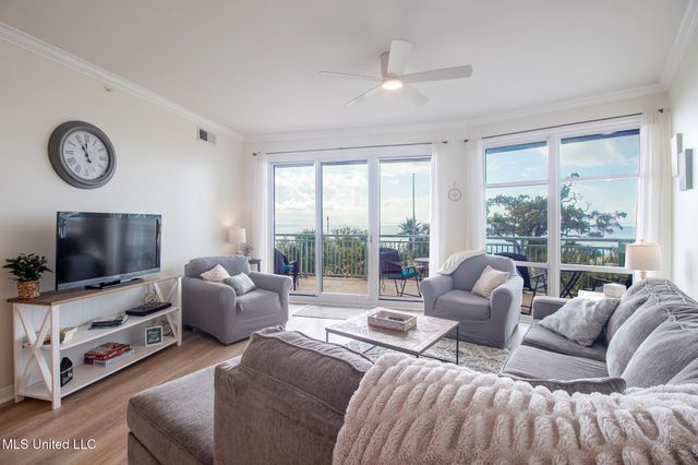 2230 Beach Drive, 307, Gulfport, MS 39507