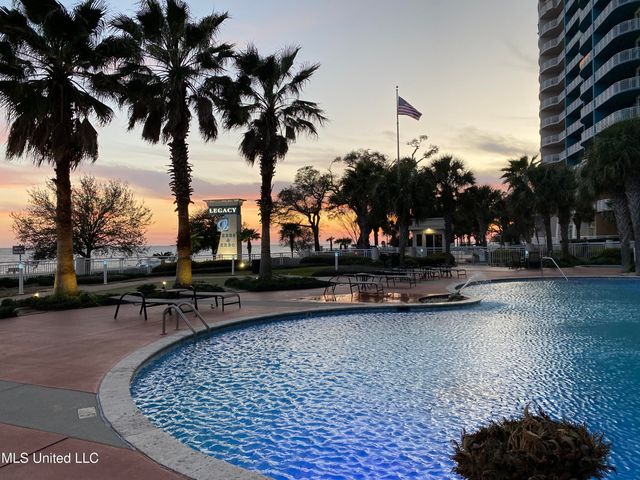 2230 Beach Drive, 307, Gulfport, MS 39507