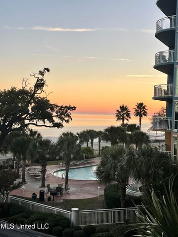 2230 Beach Drive, 307, Gulfport, MS 39507