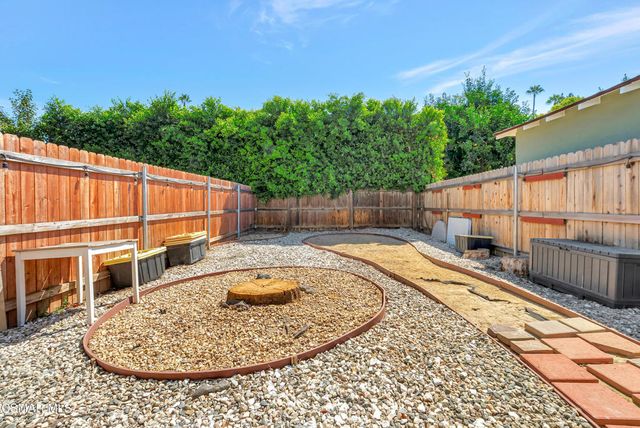 7322 Lindley Avenue, Reseda, CA 91335