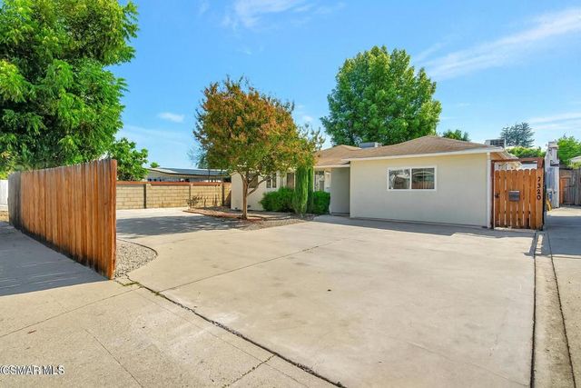 7322 Lindley Avenue, Reseda, CA 91335