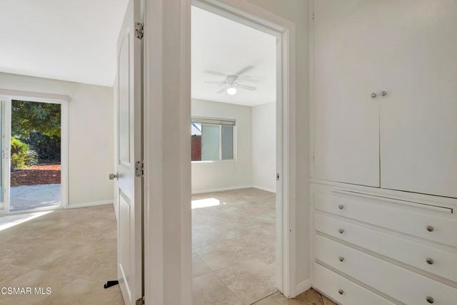 7322 Lindley Avenue, Reseda, CA 91335