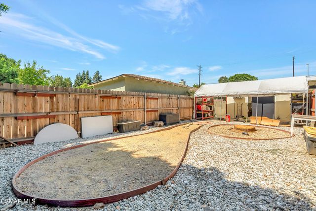 7322 Lindley Avenue, Reseda, CA 91335