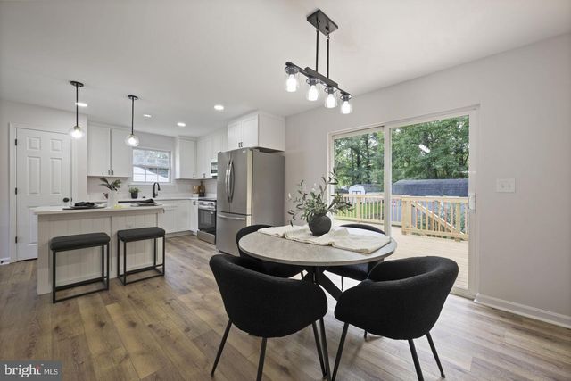 26081 HILLS DR, Mechanicsville, MD 20659