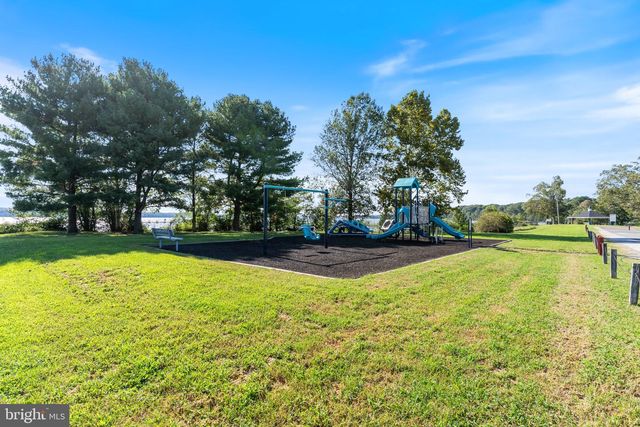 26081 HILLS DR, Mechanicsville, MD 20659