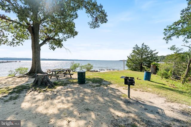 26081 HILLS DR, Mechanicsville, MD 20659