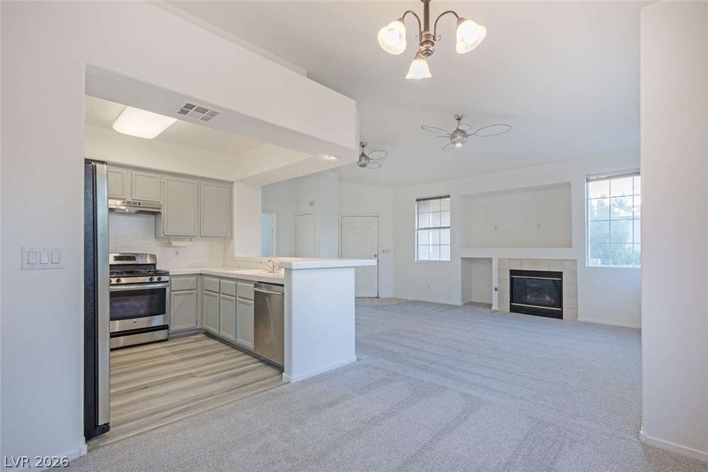 9901 Trailwood Drive 2064, Las Vegas, NV 89134 — photo 2