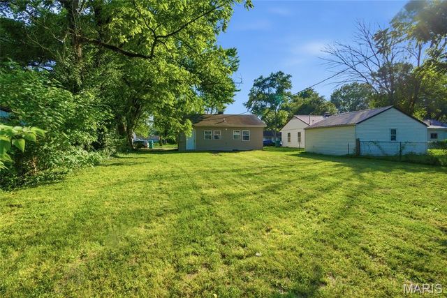 14 Marilyn Lane, Cahokia, IL 62206