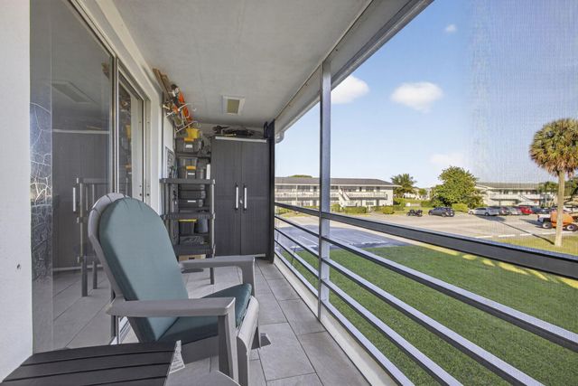 231 Berkshire K, West Palm Beach, FL 33417