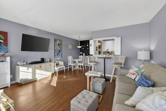 231 Berkshire K, West Palm Beach, FL 33417