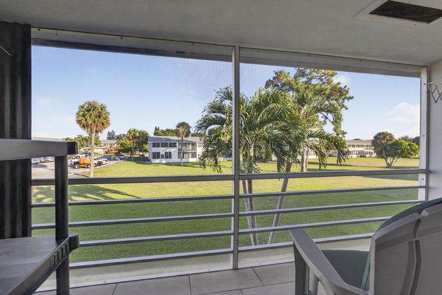 231 Berkshire K, West Palm Beach, FL 33417