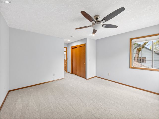 19669 Sw 57TH Ave, Tualatin, OR 97062