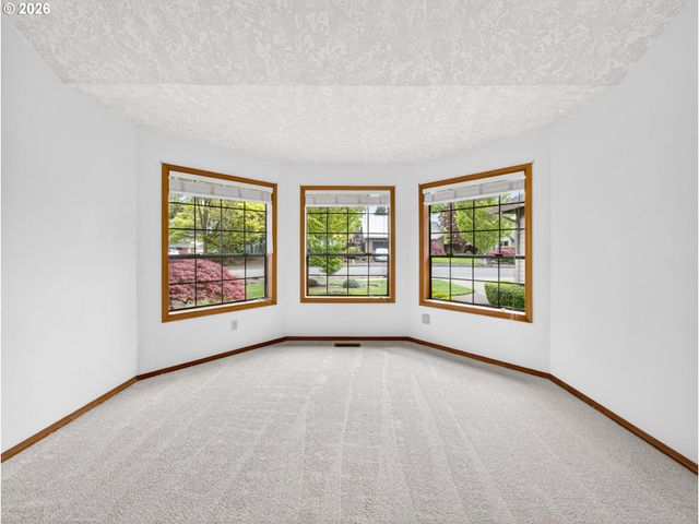 19669 Sw 57TH Ave, Tualatin, OR 97062