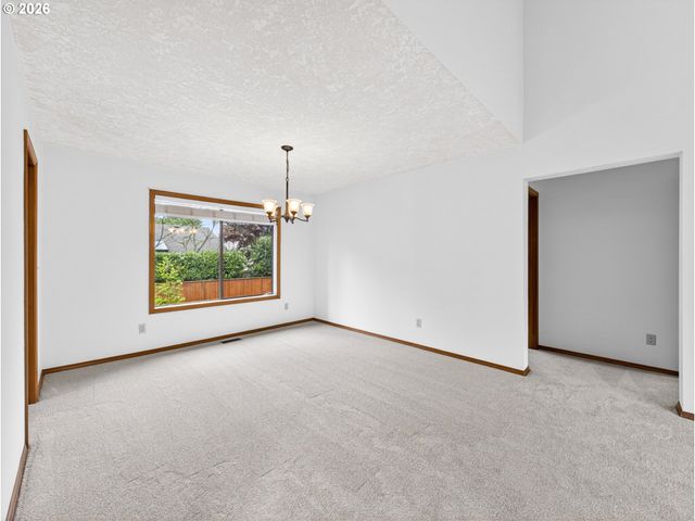 19669 Sw 57TH Ave, Tualatin, OR 97062