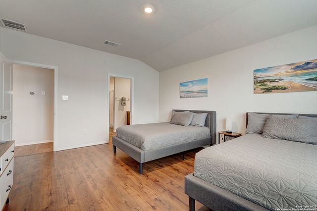 12114 Mulberry crk, San Antonio, TX 78245