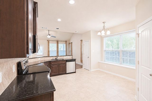 3801 Happy Hollow Drive, Montgomery, TX 77356