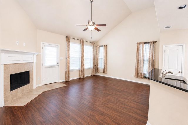 3801 Happy Hollow Drive, Montgomery, TX 77356